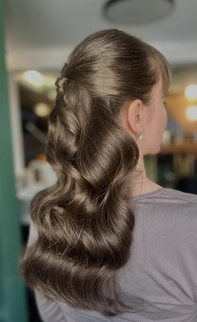 Lucrare de colorimetrie la Luxe Hair by Diana