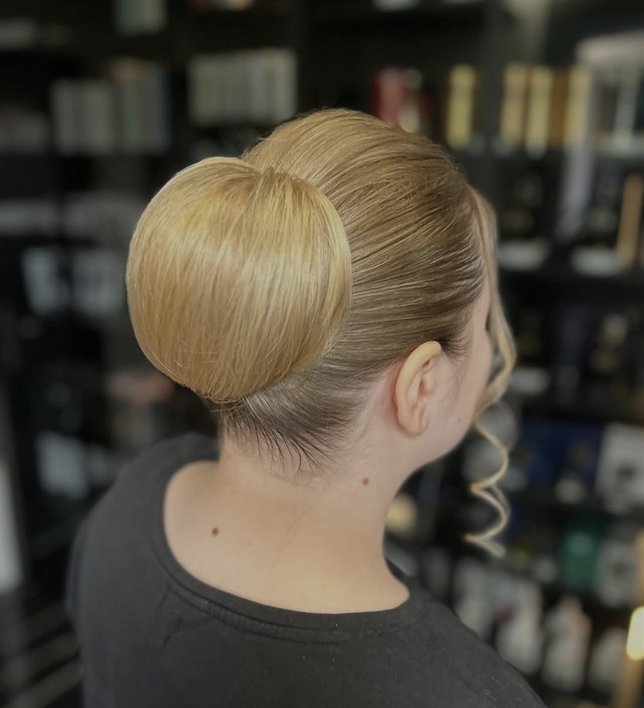 Vopsit șaten la Luxe Hair by Diana