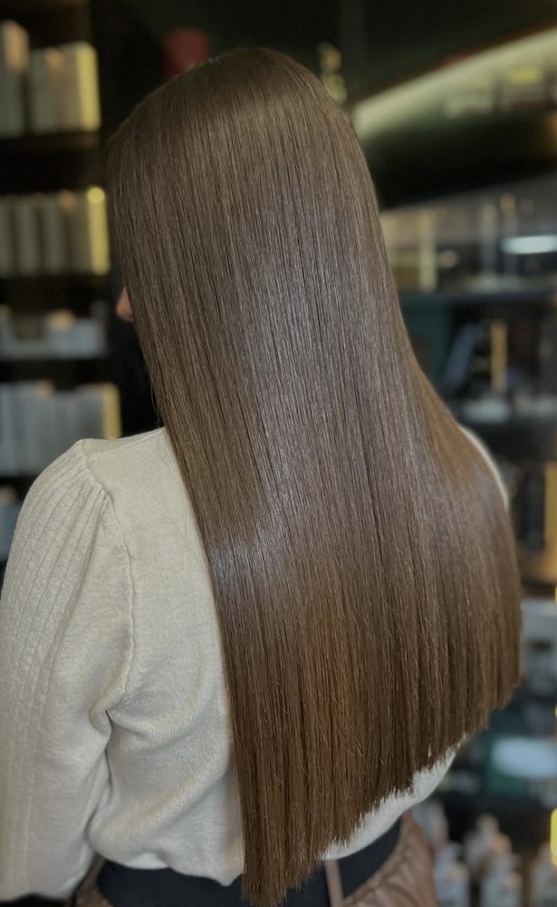Păr drept, lucios, la Luxe Hair by Diana